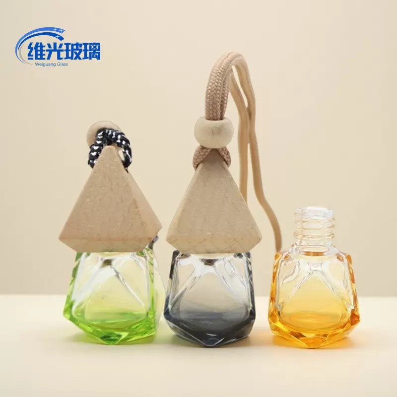 彩色玻璃车载香熏瓶木质盖无火后视镜吊坠菱形香薰分装瓶香水瓶子
