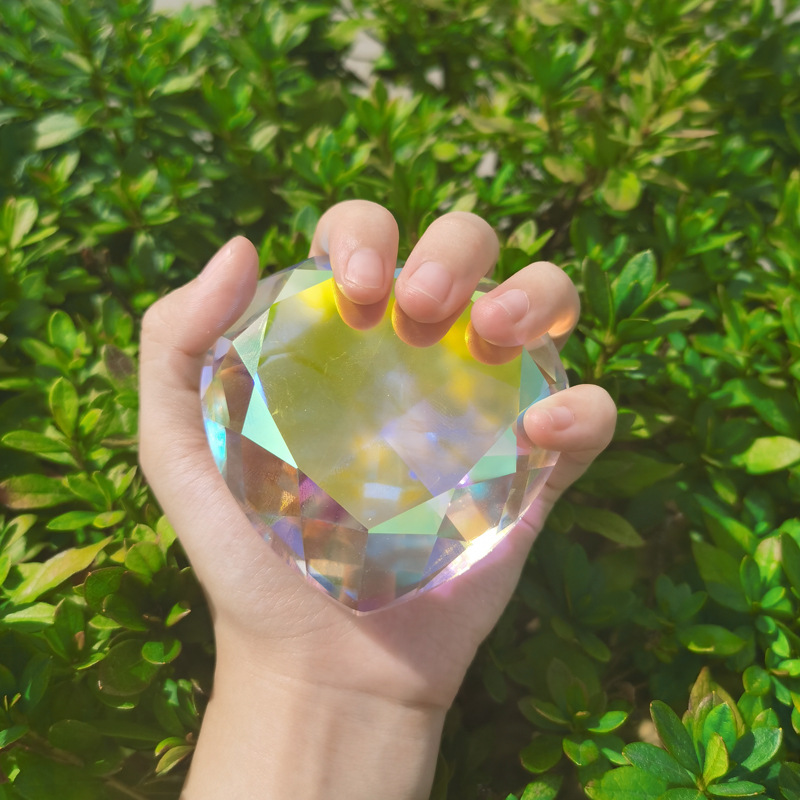 Transfronterizo arte de uñas de mano de melocotón corazón decoración de diamantes modelo de mano Pantalla de tiro en forma de corazón diamante brillante 8cm color mágico