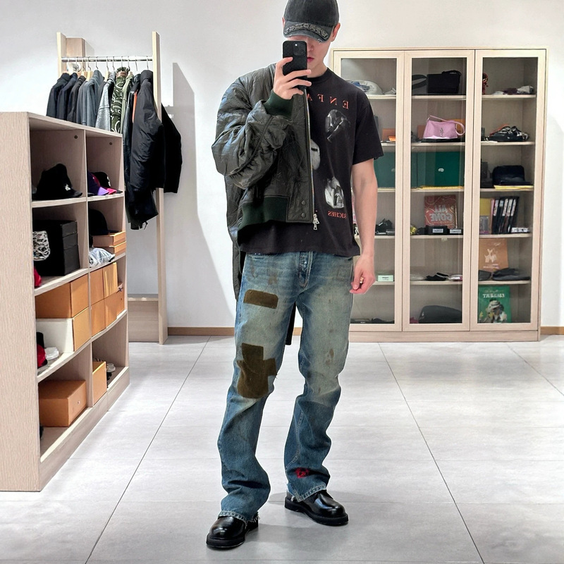 Erd Embroidered Patchwork Velvet Washed Distressed Paint-Dyed Vintage Burnt Slim Flared Jeans Erd Embroidered Patchwork Velvet Washed Distressed Paint-Dyed Vintage Burnt Slim Flared Jeans