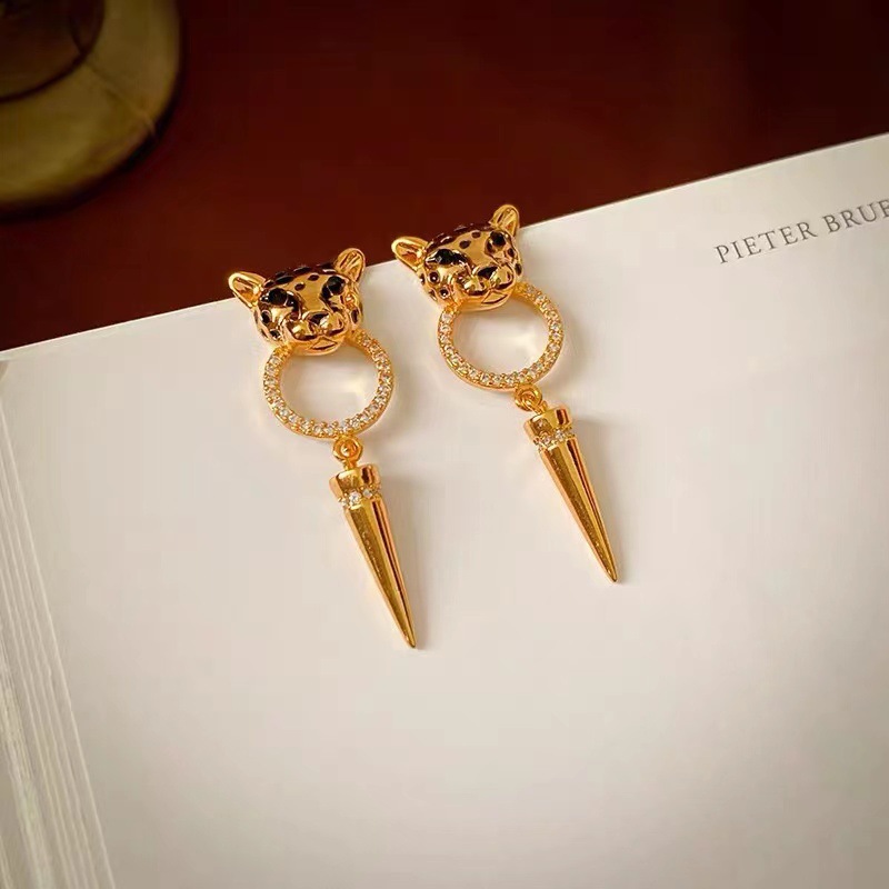 银针个性欧美豹子头圆锥吊坠耳钉新款气质女时尚耳环时尚百搭耳饰