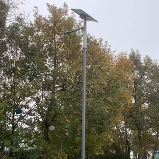 LED新农村太阳能路灯杆 单双臂太阳能道路照明灯