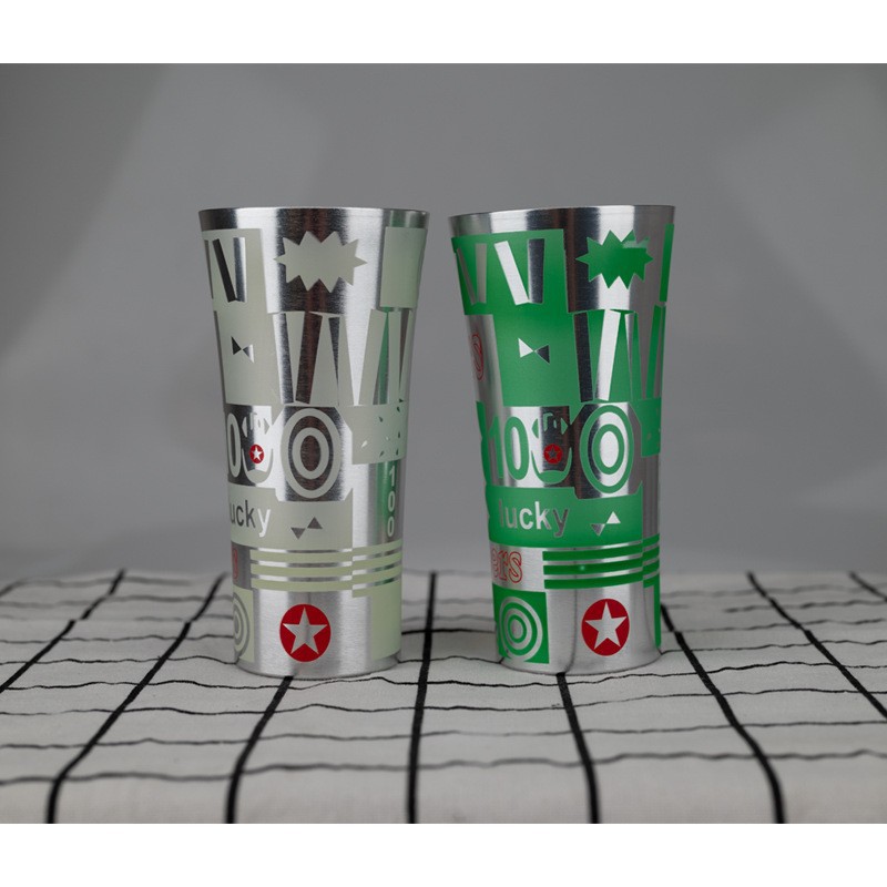 Vaso de aluminio que cambia de color para uso doméstico, vaso creativo para bebidas frías, jugos y agua para acampar al aire libre, vaso de cerveza portátil personalizado al por mayor.