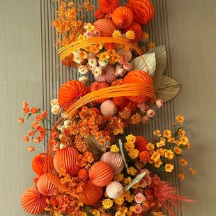 ��ɫ���滨�����������ɫ�ٻ������m���滨����c��Y�Ҿ��b�