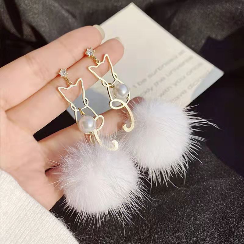 Demi-season cute long elegant earrings pearl