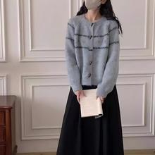 秋冬新款圆领牛角扣针织衫开衫女日韩风跨境森系绣花休闲百搭毛衣