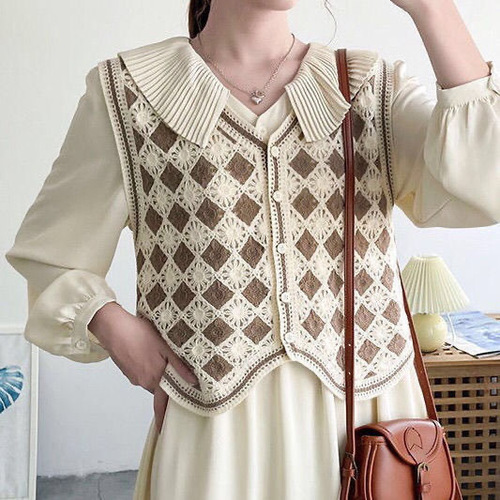 Vintage Plaid Knit Vest for Women | Autumn Outerwear | Ins-style Sleeveless Waistcoat | Thin, Short-Style Tank Top