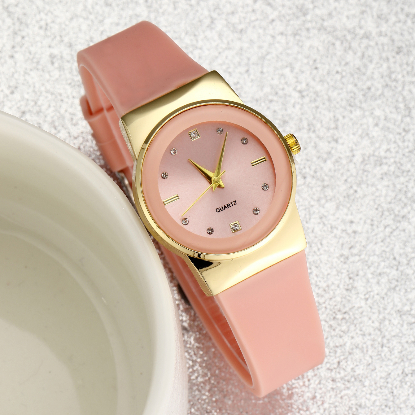 Πακέτο 3 τεμαχίων 2024 Νέο ρολόι μόδας Γυναικείο ρολόι Γυναικείο ρολόι Φοιτητικό ρολόι Κορεατικό στυλ Casual ρολόι_voghion.com