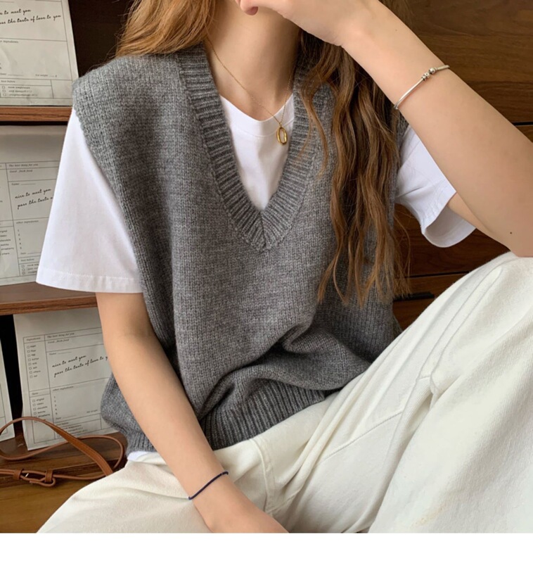Winter gray shirt with knitted vest women's pure wool stacked waistcoat lazy style V-neck sweater vest