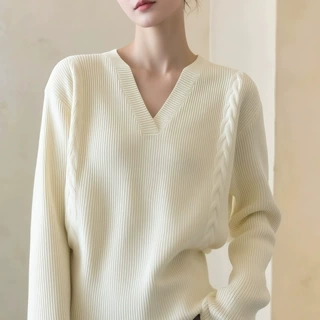 高级感麻花V领针织衫女秋季新款宽松软糯慵懒风温柔显瘦毛衣上衣