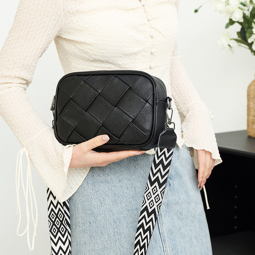 Cross-border genuine leather women's bags wholesale high-end straw bags niche summer new bags women's versatile shoulder crossbody bag