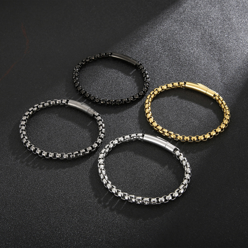 Vintage Fashion Square Pearl Bracelet Japanese and Korean Simple Vacuum Plating Engraving Magnetic Buckle Titanium Steel Men's Bracelet Vintage Fashion Square Pearl Bracelet Japanese and Korean Simple Vacuum Plating Engraving Magnetic Buckle Titanium Steel Men's Bracelet