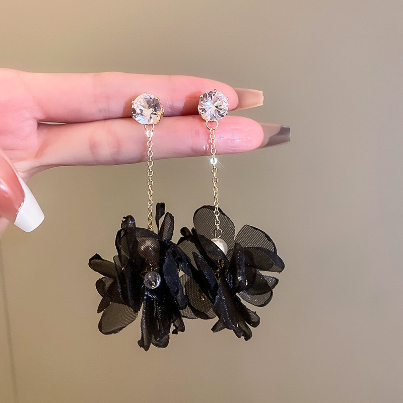 Date Occasion 1 Pair Elegant Sweet Flower Tassel Mixed Materials Earrings