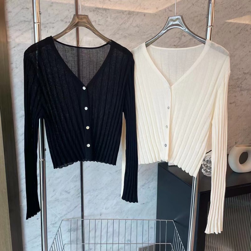 Cloud-Like Light and Gentle Lenzing Tencel Short V-Neck Sunscreen Knitted Cardigan Jacket for Women Spring and Summer J0415S