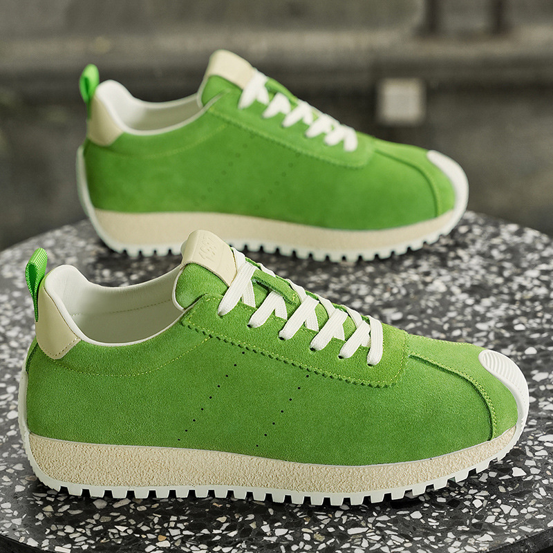 2025 nuevo estilo zapatos casuales al aire libre de suela gruesa zapatos de hombre de comercio exterior transfronterizo zapatos deportivos casuales de cuero zapatos de hombre Xiyin al por mayor