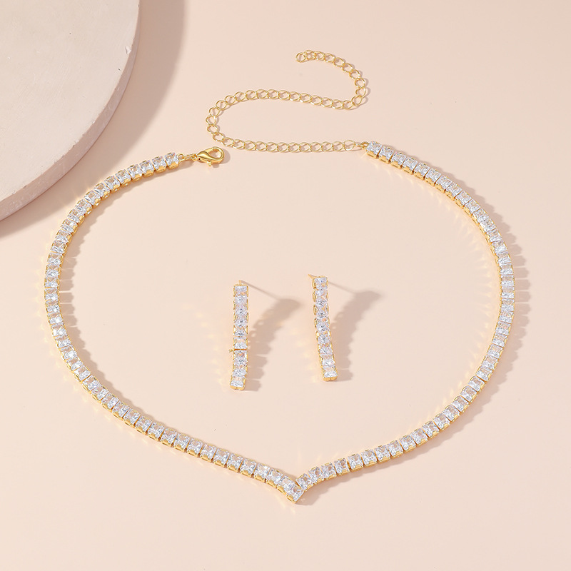 42g Weight Artificial Rhinestones Inlay Material Jewelry Set Classification Earrings + Necklace Quantity Holiday, Banquet Occasion Copper Material Geometric Pattern Women's Gender Plating Design Simple Style Style Copper Plating Geometric Artificial Rhinestones Jewelry Set 24