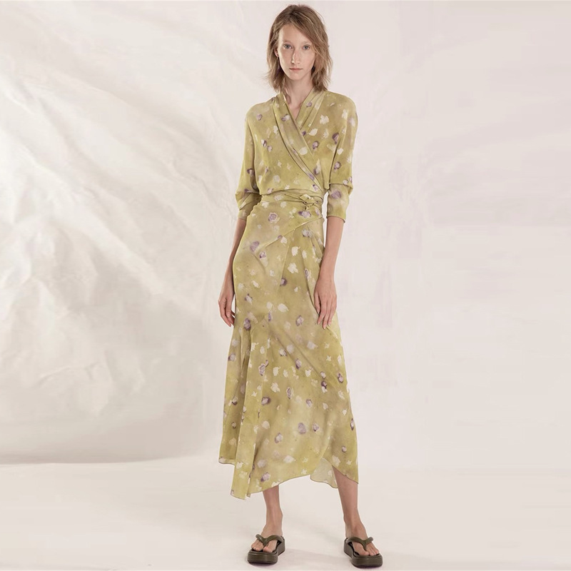 Mediterranean series! Niche designer slim V-neck silk art blooming printing wrap dress mid-length