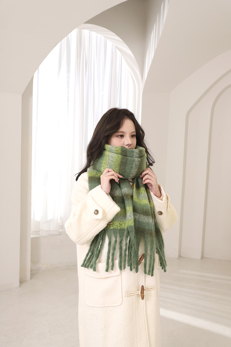 2024 autunno inverno nuova atmosfera sciarpa spessa in mohair, calore di alta qualità, cappotto versatile da uomo e da donna con strisce_voghion.com