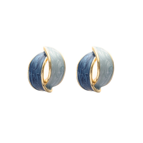 Oil paint tones.  Retro Hong Kong style high-end contrasting color earrings, geometric earrings, earrings, mosquito coil discs, non-pierced earrings