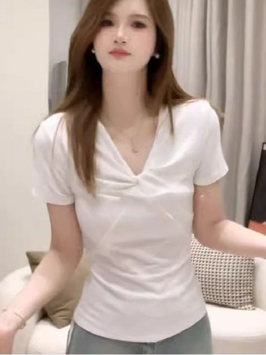 v领扭结设计感t恤女夏纯欲辣妹短袖打底衫修身显瘦上衣女|undefined