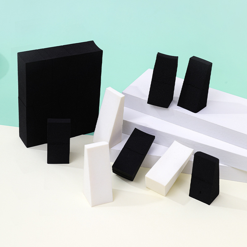 Personalización en blanco y negro 24 cortes de polvo triangular en el agua para aumentar la gelatina esponja seca y húmeda de doble uso esponja triangular polvo
