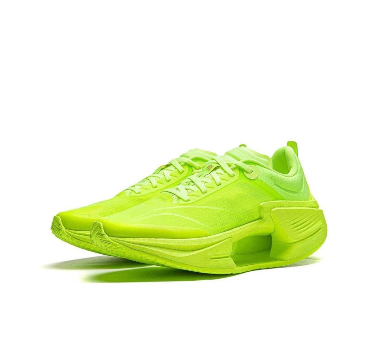Chaussures de course pour homme, Ultimate Shadow 3.0, maintien stable et rebond dynamique, baskets de sport légères et respirantes_voghion.com