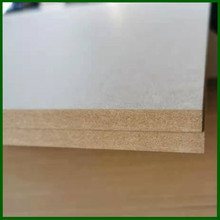 廠家批發18mm密度板貼面三聚氰胺板中纖維板家具貼面板中密度板