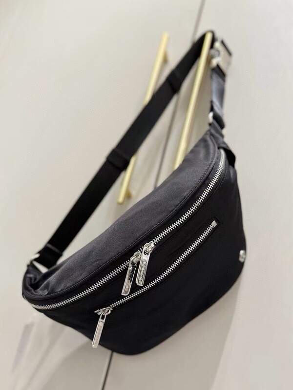 lululemon City Essentials Bag 3L男女运动胸包腰包单肩斜挎包|undefined