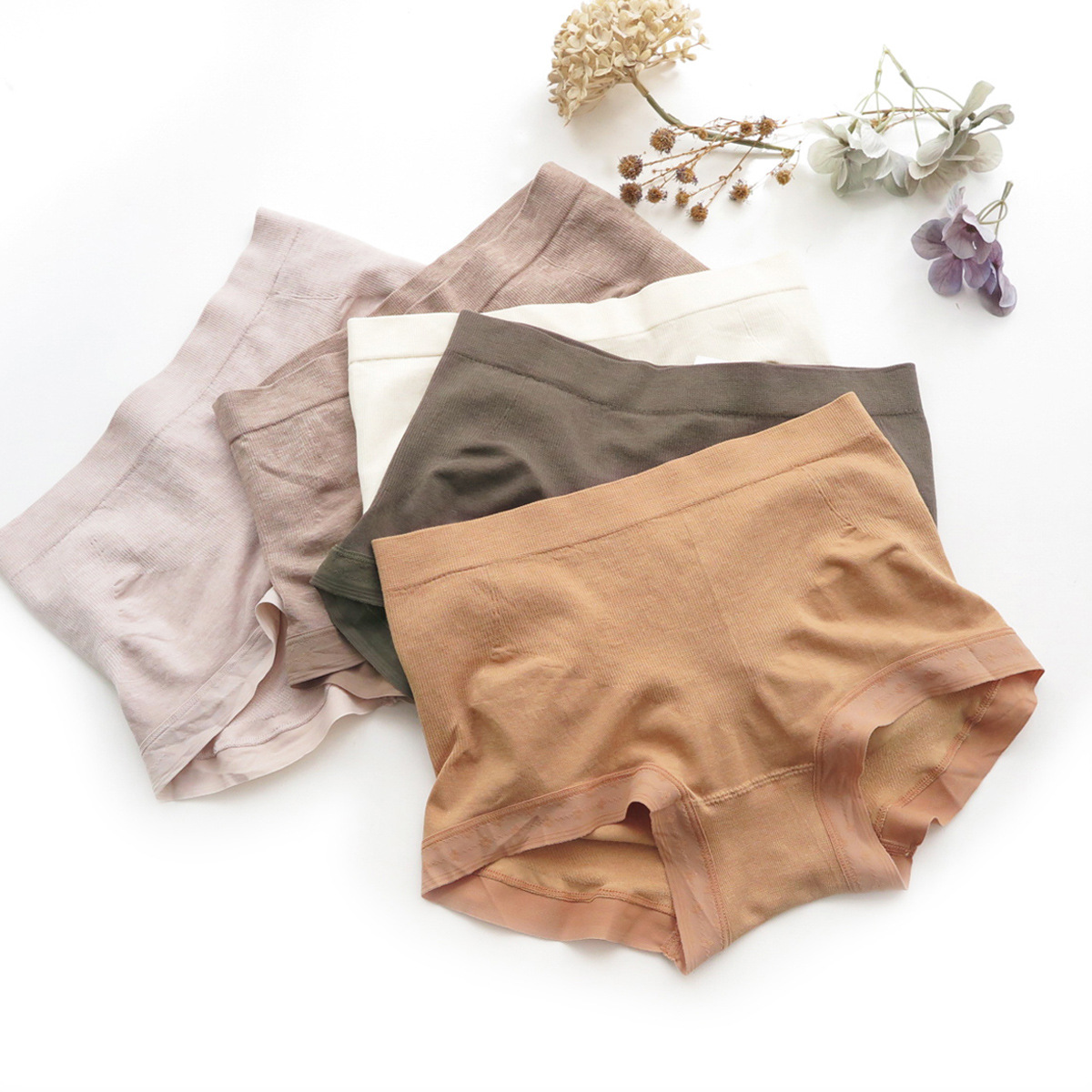 Seamless 3D Hip Boxers Regenerated Fiber Skin-Friendly Mid-Waist Elastic Abdominal Hip-Lifting Women's Safety Pants