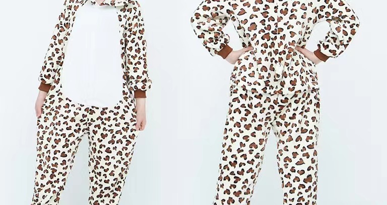 Leopard bears
