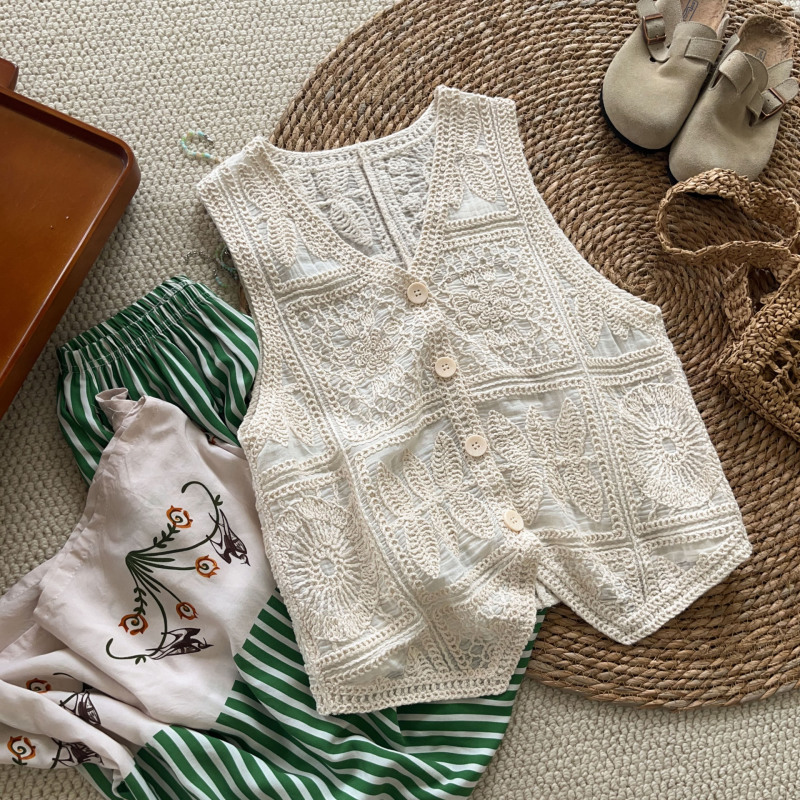 Bohemian Style Vest for Women, Summer Thin Style with Atmospheric Three-Dimensional Embroidery, Layered Sleeveless Cardigan Top