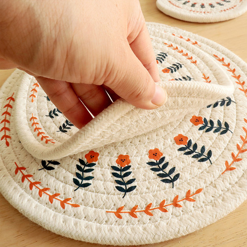 Nordic style cotton and linen woven insulation mats, home dining mats, bowl mats, casserole mats, tea coasters, pot mats, anti-scalding table mats