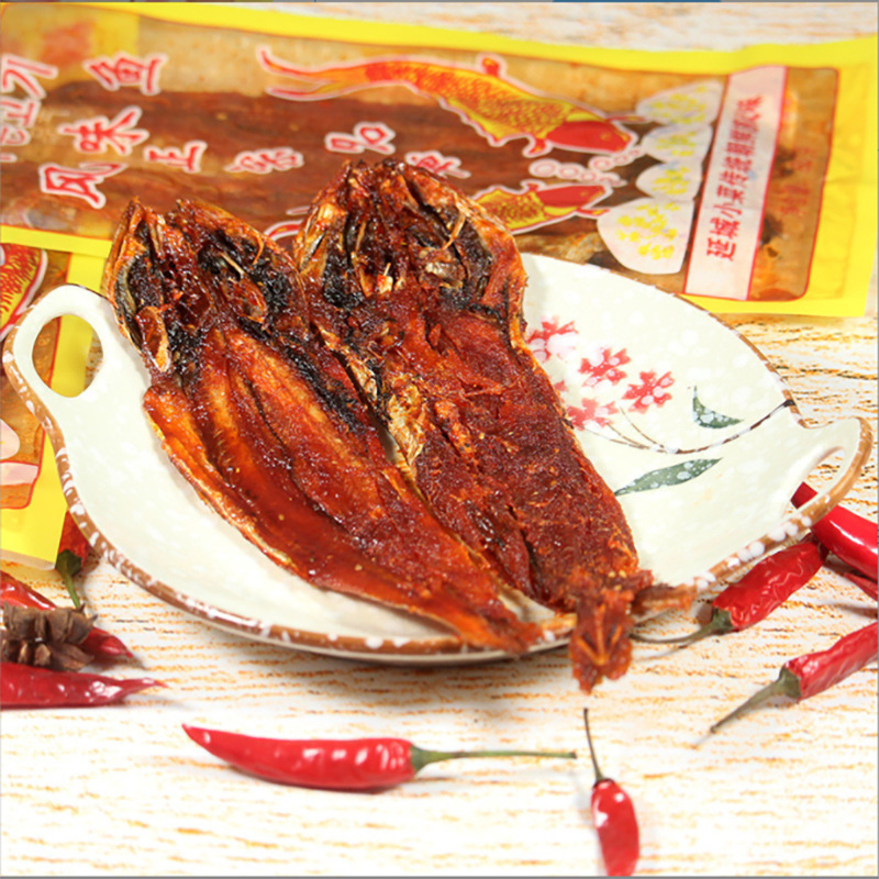 延辺の特産の明太魚は手を裂いて辛い魚を郵送します。|undefined