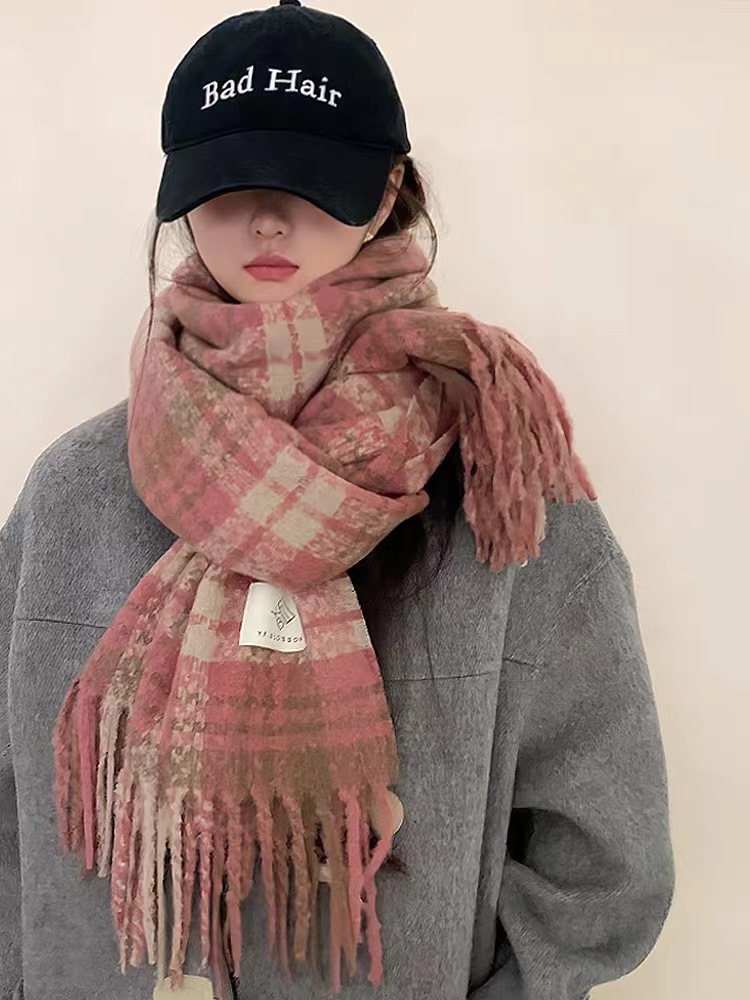 Versión coreana del nuevo producto bufanda a cuadros de cachemira de imitación mujer otoño e invierno bufanda cálida gruesa estudiante bufanda de moda de todo fósforo