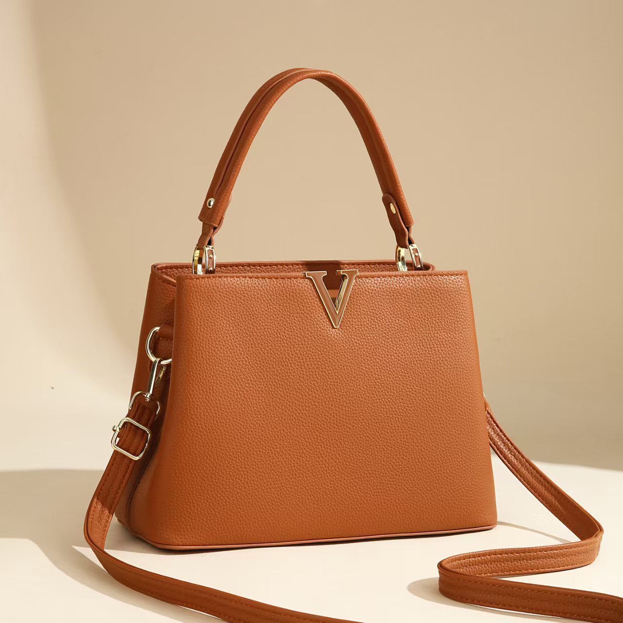 【世臣女包】妈妈包2025春夏新款通勤气质女包斜挎轻奢手提凯莉包