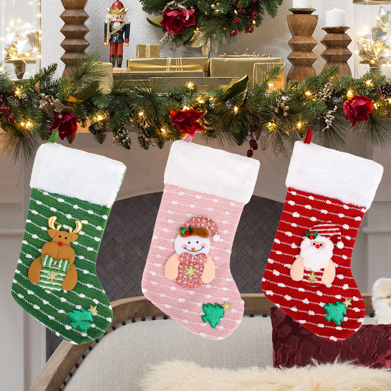 Cross-border Christmas decoration plush Christmas socks children's candy gift bag cartoon old man knitted socks window pendant
