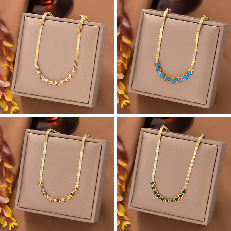 304 Stainless Steel 18K Gold Plated Casual Simple Style Plating Inlay Round Eye Artificial Rhinestones Necklace display picture 5