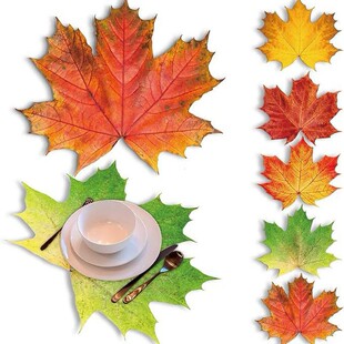 Thanksgiving Dining Table Mat Paper Maple Leaf Pattern Placemat Disposable Decorative Paper Table Mat Autumn Party Paper Placemat