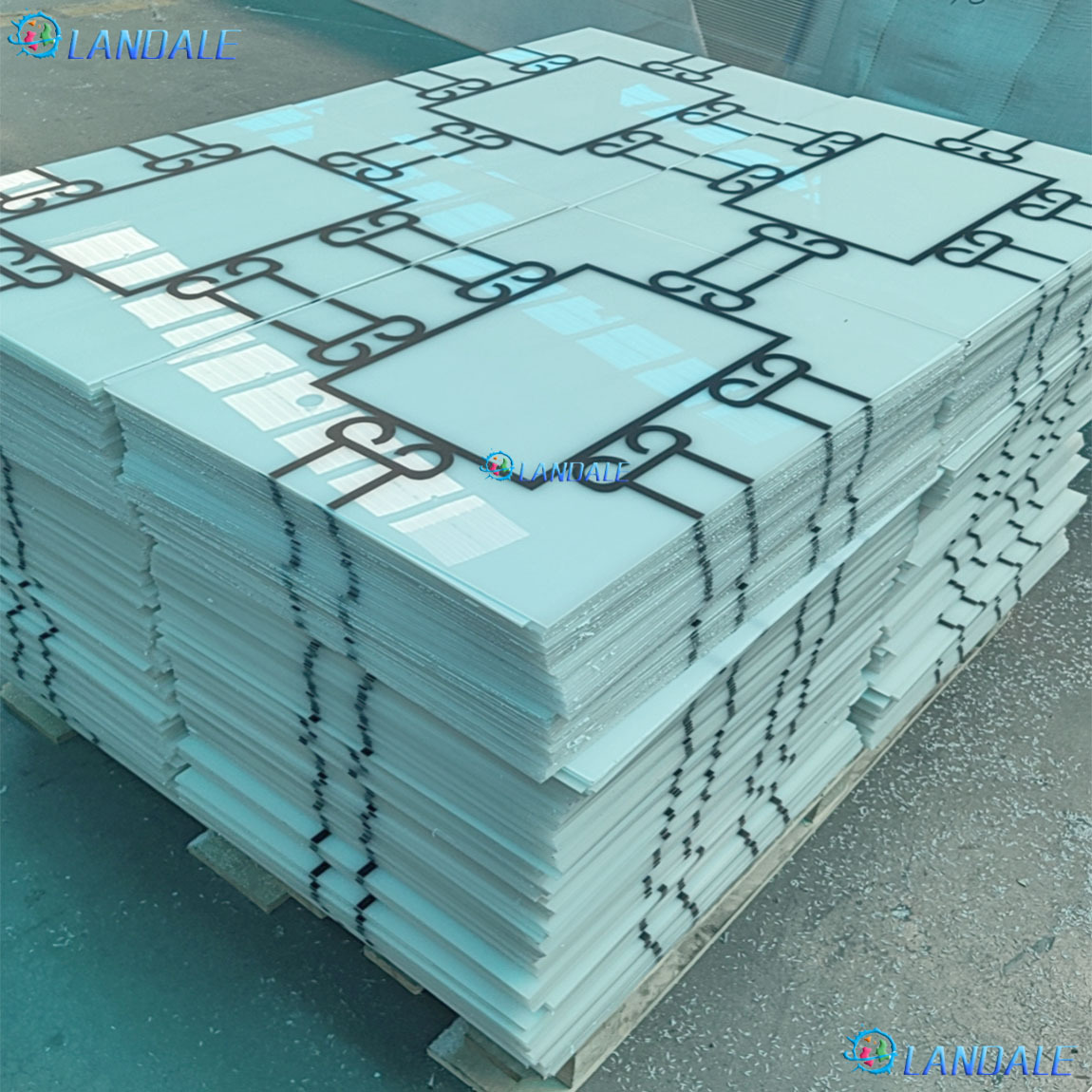 乳白色LED灯箱光扩散板广告灯箱面板聚碳酸酯高透PC光扩散板