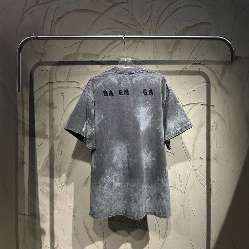 2025 Paris B New Batik Hand-Painted Frayed Distressed Short-Sleeved Heavy Embroidered Washed Men's and Women's Short-Sleeved T-Shirts 2025 Paris B New Batik Hand-Painted Frayed Distressed Short-Sleeved Heavy Embroidered Washed Men's and Women's Short-Sleeved T-Shirts