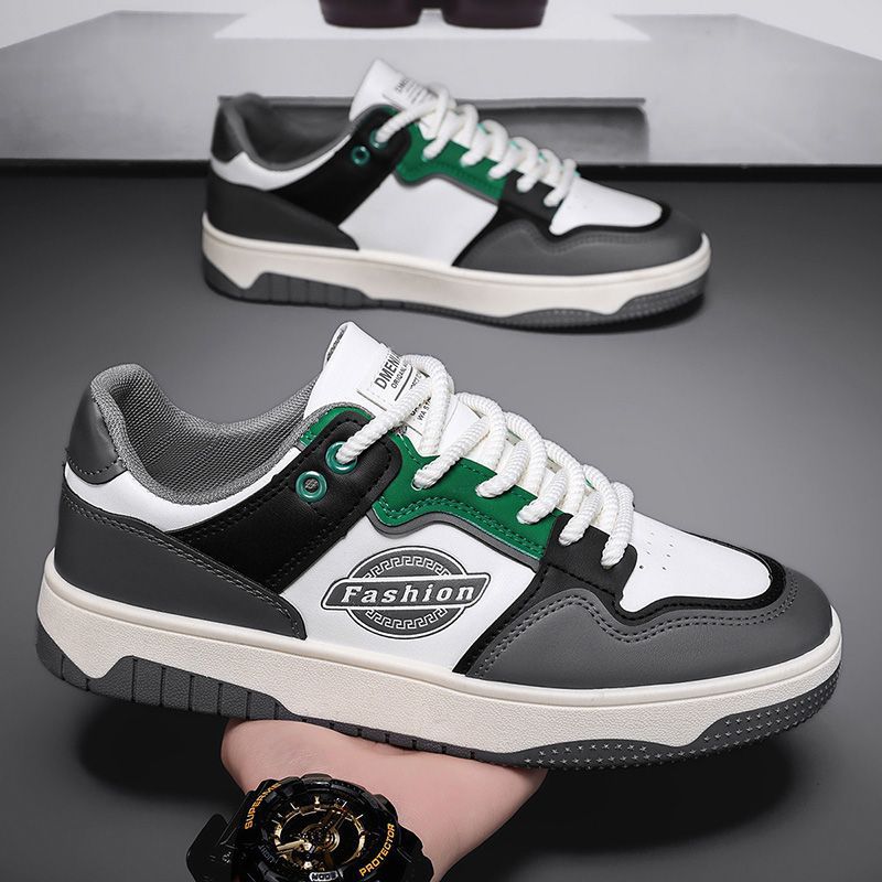 Zapatos de hombre 2026 otoño nueva tendencia hombre versátil de alta gama ligero suave zapatos deportivos casuales pequeños zapatos blancos planos