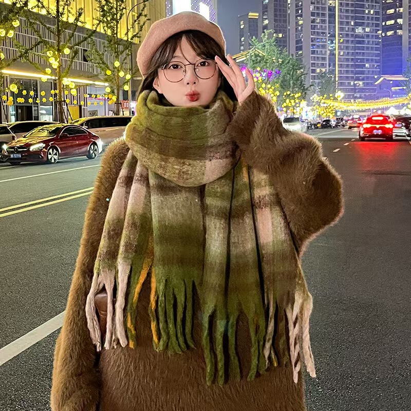 Autumn and Winter New Maillard Cashmere Plaid Scarf Women's Winter High-end All-match Shawl Thickened Warm Scarf