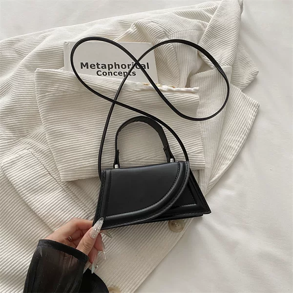 Simple lacquered women's 2026 new fashion glossy retro personalized Korean style elegant single-shoulder crossbody handbag