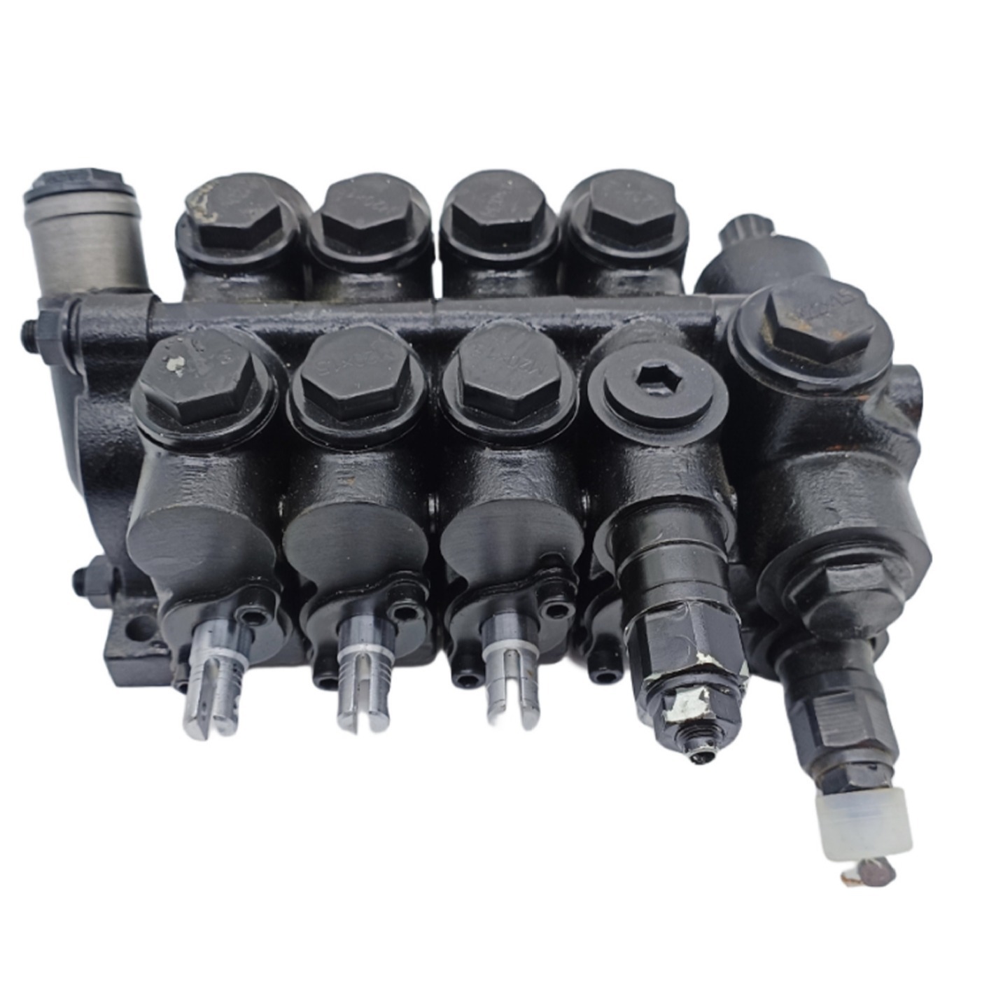 斗山叉车配件2-3吨北斗D30NXV四路阀四联多路换向阀4片阀