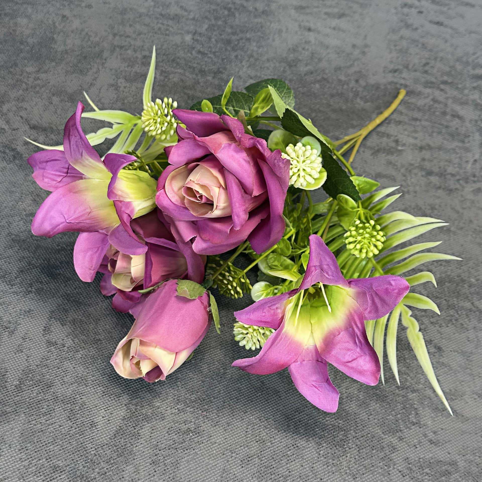 Simulación Rose Lily Combinación Ramo Estilo pastoral Decoración de boda en el hogar Decoración de flores falsas hechas a mano al por mayor