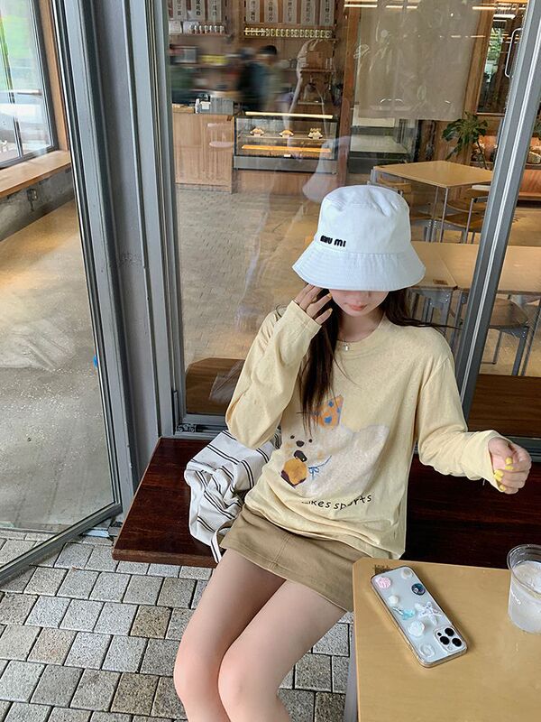 新款奶黄色蛋糕小狗松弛感长袖上衣女韩系宽松防晒百搭圆领T恤秋|undefined