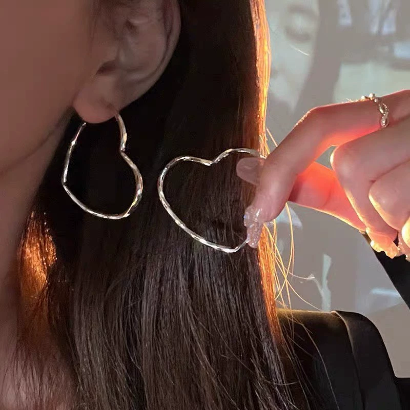 Серебряная игла, дизайн серьги, стиль легкой роскоши, стиль высокого качества, оптом