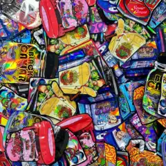 in stock cross-border laser tobacco plastic packaging bag candy bag cartoon shaped bag matching box 1g 3.5g