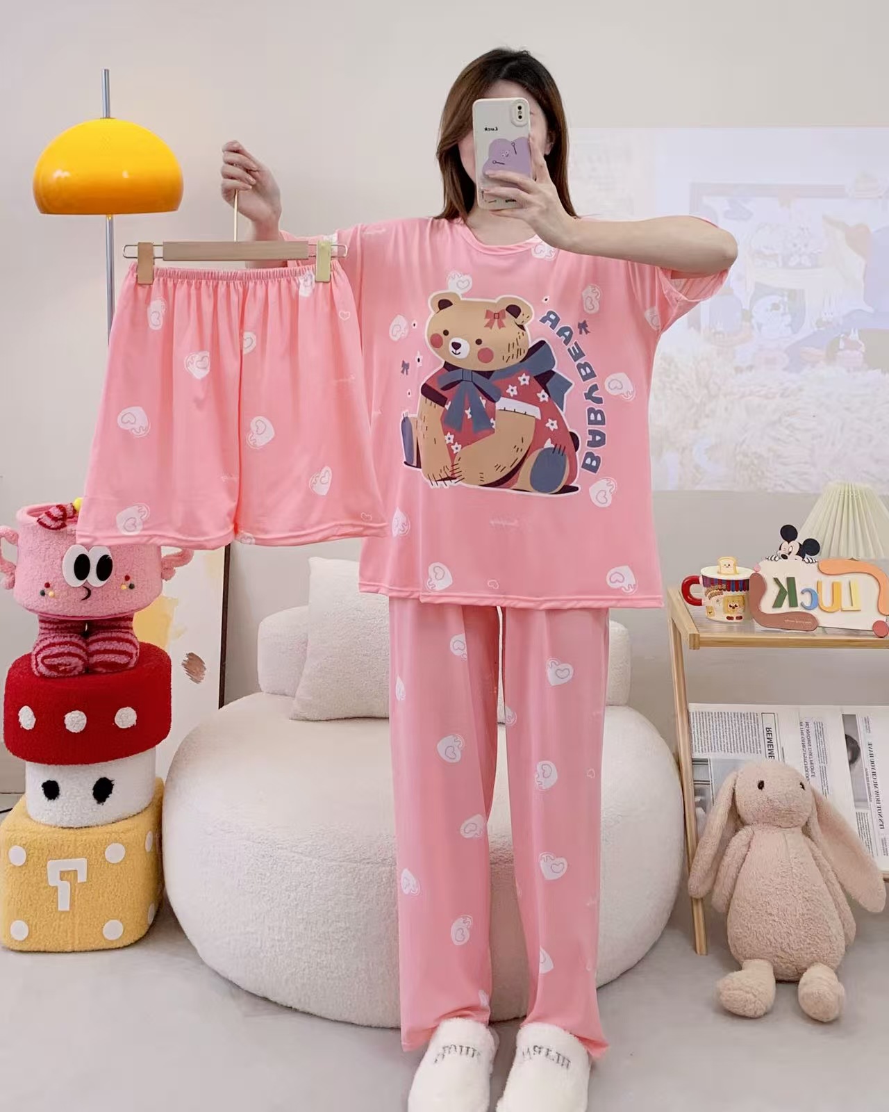Pijamas de verano transfronterizos pijamas de leche de seda de tres piezas set de dibujos animados comercio exterior ropa para el hogar pantalones de mangas cortas lindos