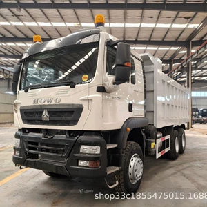 HOWOTX6X4 371 at gücü, torpaq və qırıntı daşıyan ağır yük maşını.