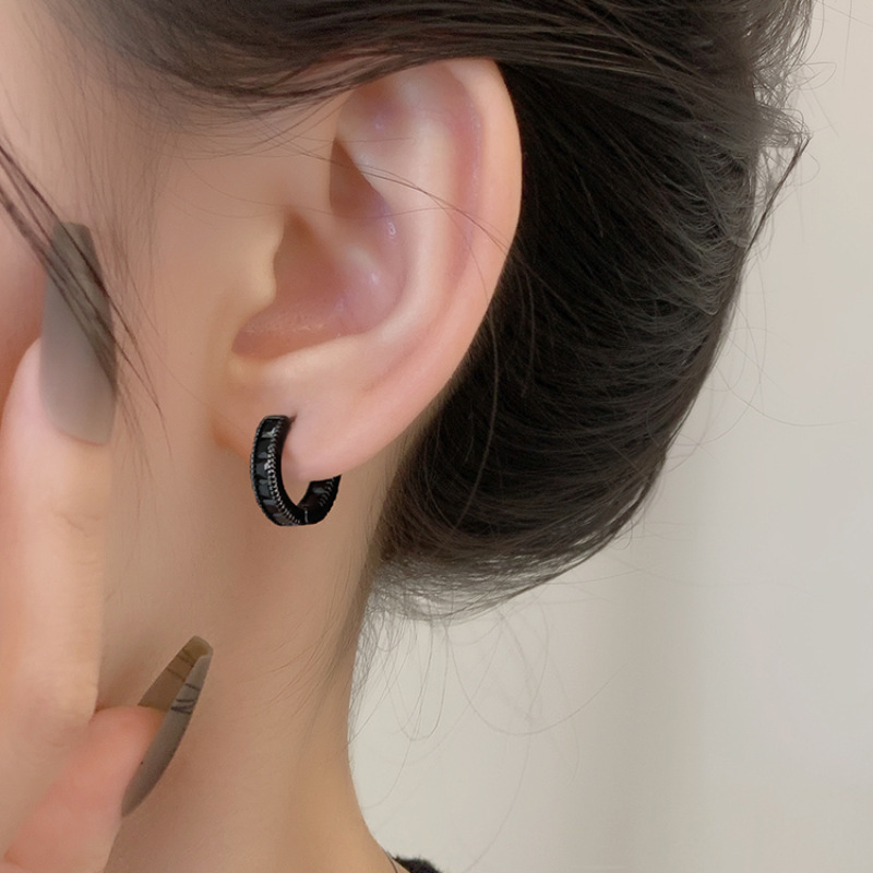 European and American Simple Fashion Black Zircon Ear Buckle Earrings Women Trendy Men and Women's Personality Hip-Hop Ins Style Black Earrings Cool